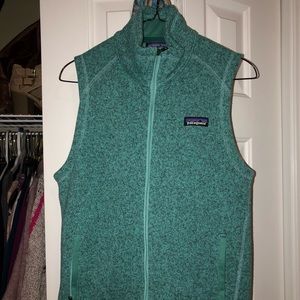 Teal Patagonia Vest!!